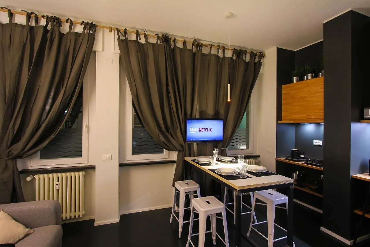 Stylish & Cosy House At Fair Apartment Milan